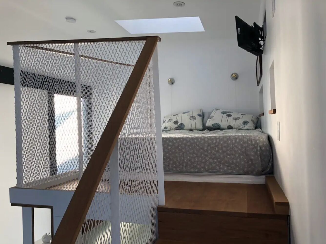 1 habitación, tabla de planchar con plancha, wifi gratis y ropa de cama 