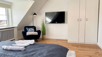 3 slaapkamers, een kluis op de kamer, een bureau