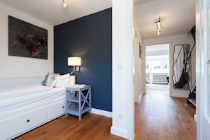 3 Schlafzimmer, Zimmersafe, Schreibtisch, Bügeleisen/Bügelbrett