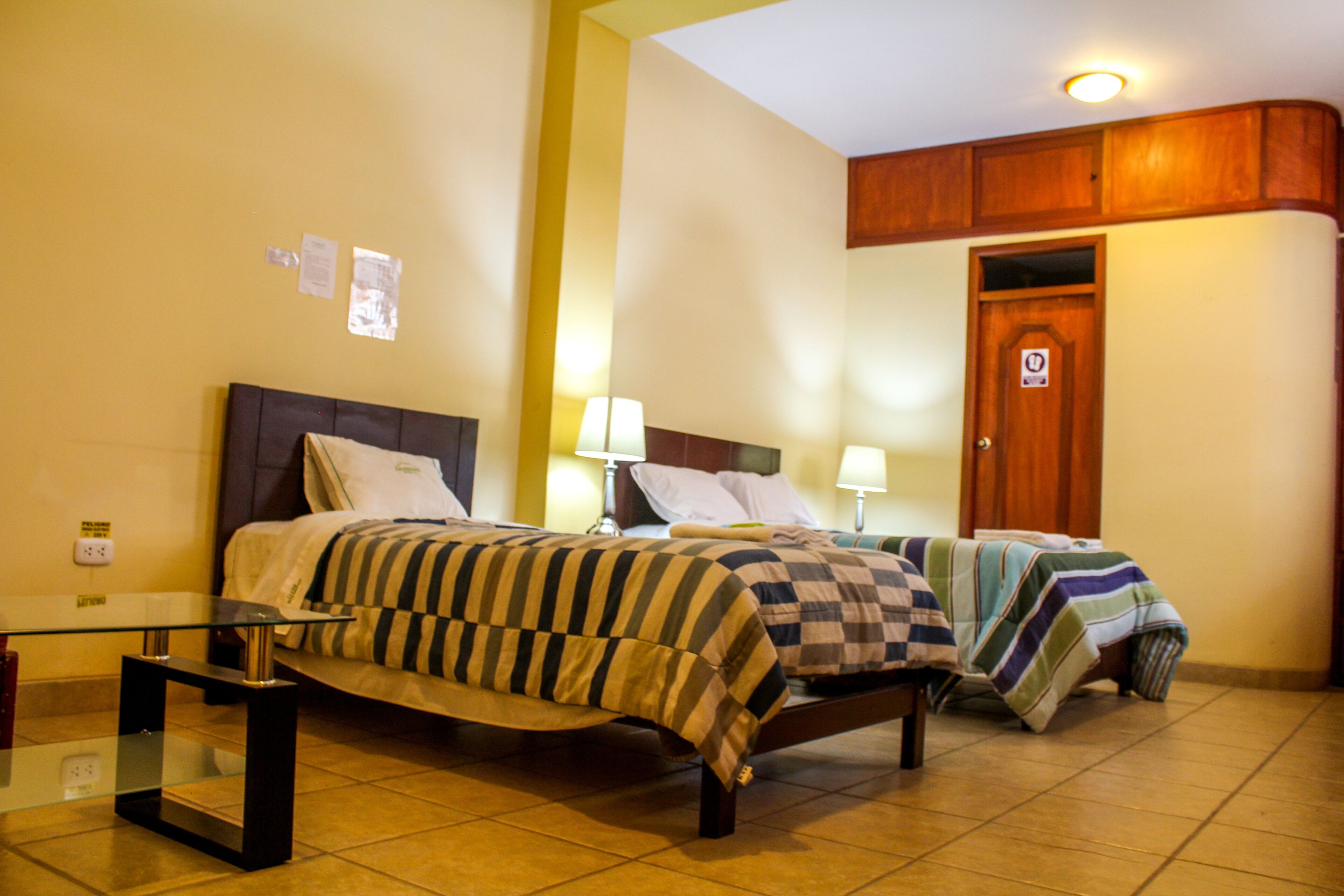 مكتب وتجهيزات عازلة للصوت وواي فاي مجانًا