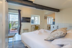 Strykejern/-brett, wi-fi (inkludert) og sengetøy