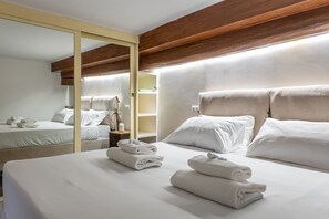 2 多间卧室、客房内保险箱、熨斗/熨衣板、免费 WiFi