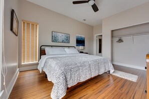 5 soverom, strykejern/-brett, wi-fi (inkludert) og sengetøy