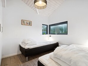 3 bedrooms, internet