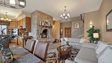 Smart TV, DVD player, livros