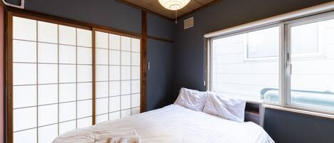 4 bedrooms, free WiFi