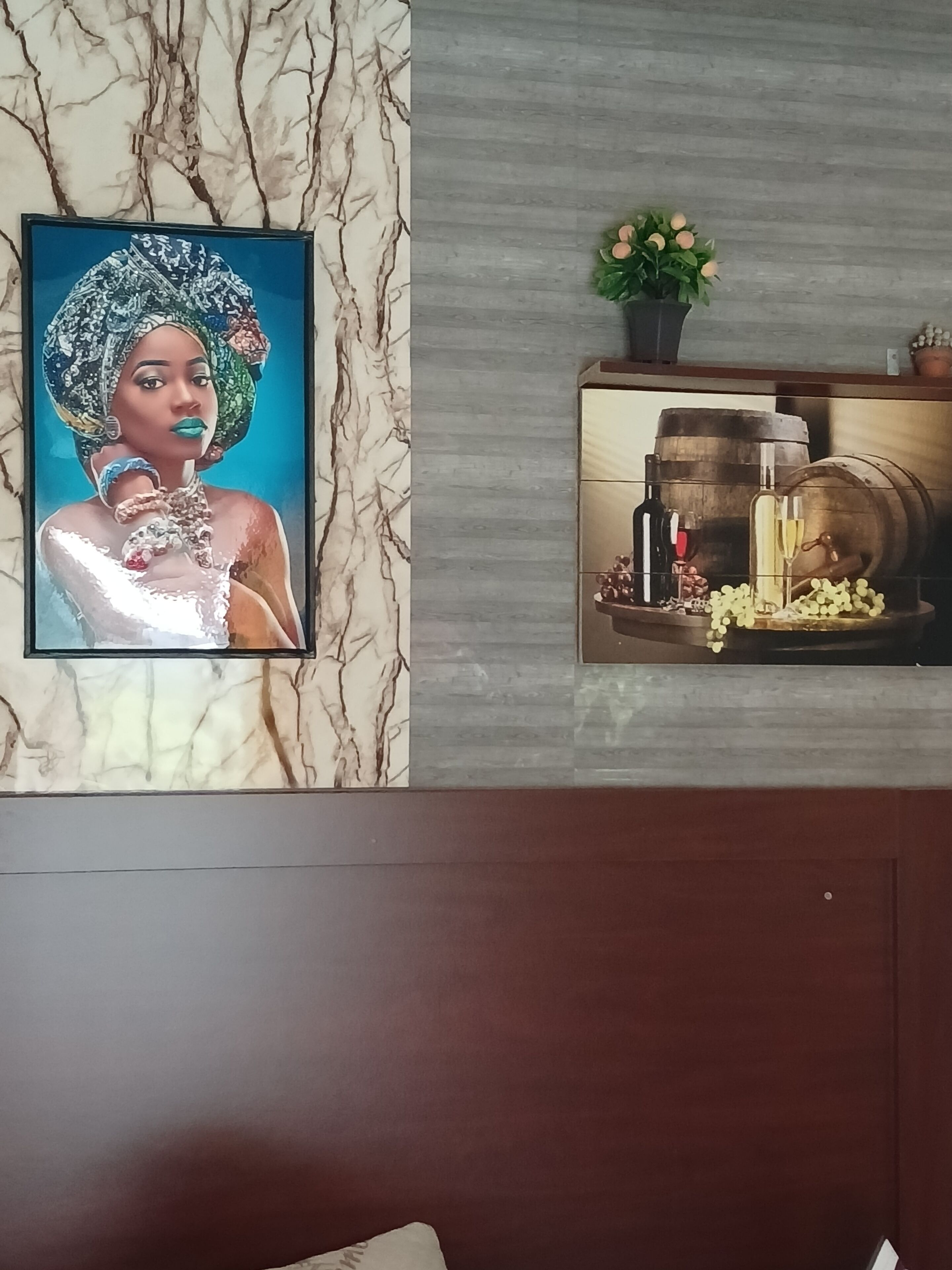 أغطية فراش متميزة وألحفة محشوة بالريش وأسرّة سليكت كومفورت ومكتب