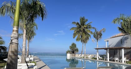 Ananahi plage for a relaxing stay by the beach and pool