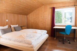4 chambres, Wi-Fi gratuit, draps fournis