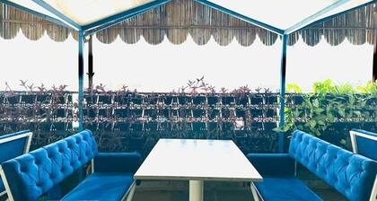 Beautifull terrace and rooms best for diwali party