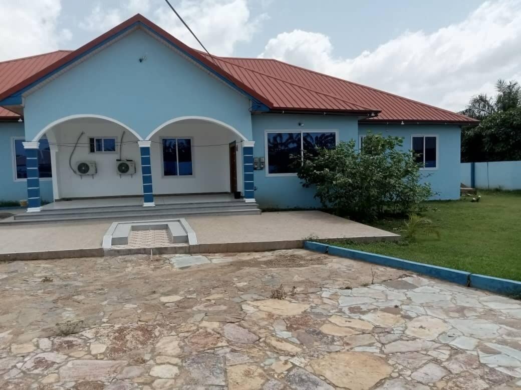 واجهة المنشأة