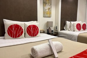 Phòng Deluxe | Két bảo mật tại phòng, bàn, truy cập Internet không dây miễn phí 