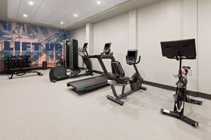 Fitness facility - Riverbend Hotel and Suites, Trademark Collection by Wyndham (Ashtabula)