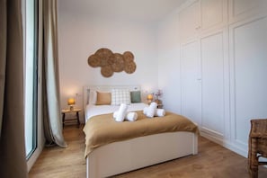4 chambres, fer et planche Ă repasser, Wi-Fi, draps fournis
