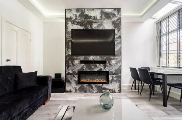 House | Living area | Fireplace