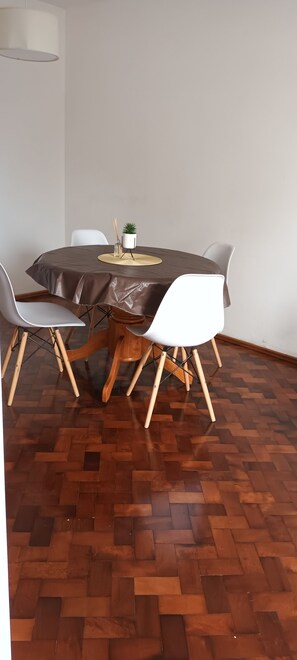 Dining - Departamento Zona Rio Para 4 Personas (Rosario)