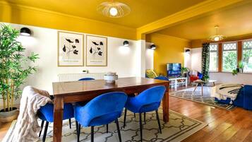 House | Dining