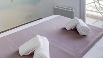 1 bedroom, iron/ironing board, free WiFi, bed sheets