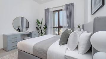 Luxury Apartment | 1 bedroom, desk, iron/ironing board, free WiFi