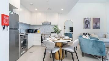 Luxury Apartment | In-room dining