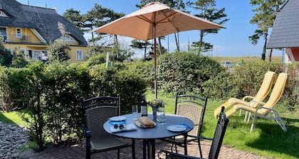 gemütliches reetgedecktes Landhaus