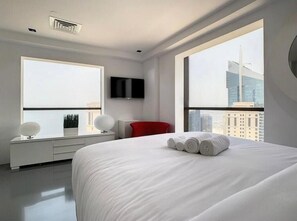 3 slaapkamers, een strijkplank/strijkijzer, wifi, beddengoed