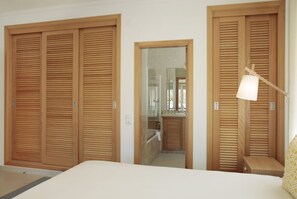 3 chambres, fer et planche à repasser, Wi-Fi gratuit, draps fournis