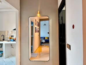 Interior - 10min to the Airport! Private apartment, bright and quiet (Tanger)