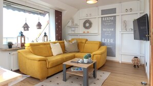Living area - Ferienwohnung Seebeere- Obergeschosswohnung in Norddeich für bis zu 4 Personen (Norden)