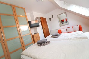 1 bedroom, WiFi - Ferienwohnung Seebeere- Obergeschosswohnung in Norddeich für bis zu 4 Personen (Norden)