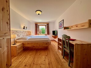 Deluxe Double Room | In-room safe, free WiFi - Hotel Lexenhof (Nussdorf am Attersee)