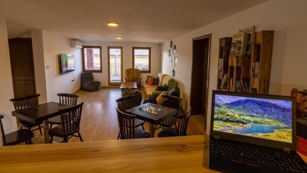 Living area - Hostel Prishtina Backpackers (Pristina)