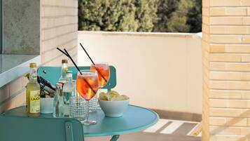 Apartment 108 | Terrace/patio