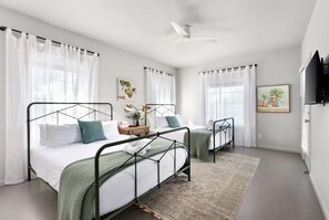 7 bedrooms, desk, iron/ironing board, WiFi