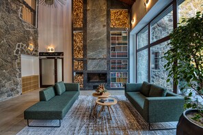 Lobby - Cardoner Hotel and Conference Centre (Pilisszentkereszt)