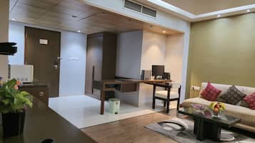 1 bedroom, iron/ironing board (on request), free WiFi