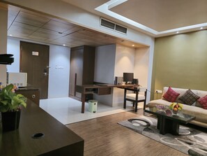 1 bedroom, iron/ironing board, free WiFi - HOTEL DAAYSCO OLEY ALLO (Guwahati)