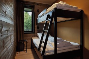 Apartamento superior | 2 quartos, Wi-Fi de cortesia, roupa de cama
