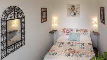 3 bedrooms, iron/ironing board, travel cot, free WiFi