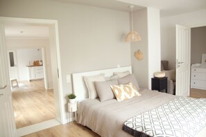 1 Schlafzimmer, Schreibtisch, Bügeleisen/Bügelbrett, kostenloses WLAN