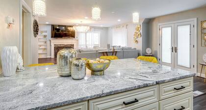 Silver Springs Home: Walk to Downtown!