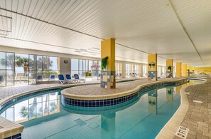 Piscina coberta i piscina climatitzada