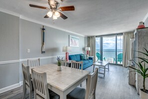Interior - Spacious near the Beach (Myrtle Beach)