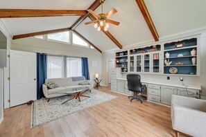 Rumah (4 Bedrooms) | Interior