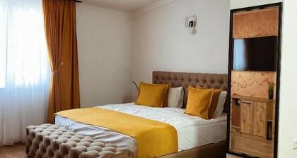 Hotel & Restaurant Domestika