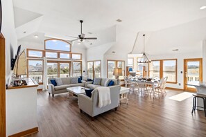 TV connectée, cheminée