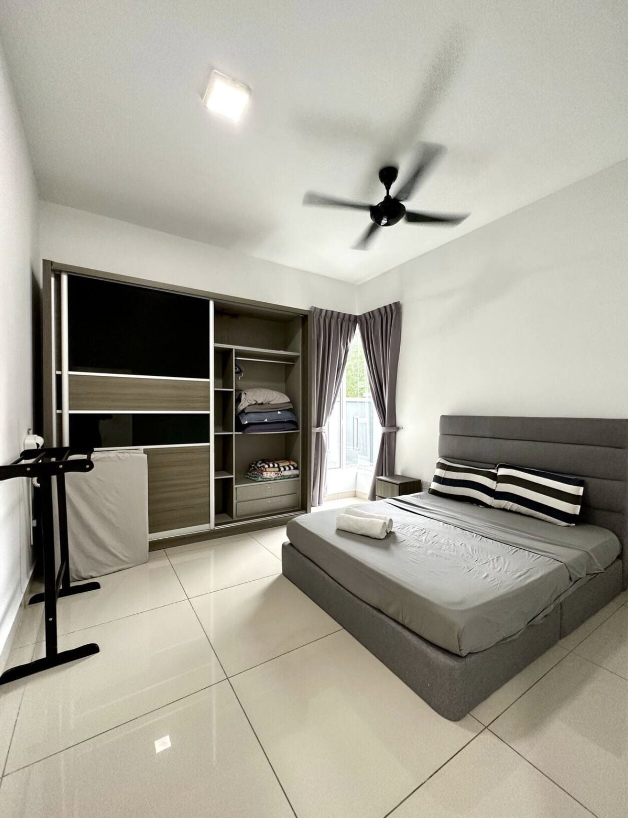 Deluxe Villa | 5 bilik tidur, seterika/papan seterika, Wi-fi percuma, cadar katil 