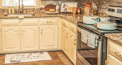 Yellow Door Ranch Near Atlanta International Airport