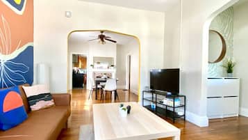 Smart TV, video games, stereo