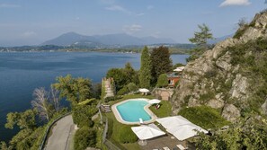 Pool - Villa Eden 8, Emma Villas (Ispra)